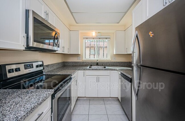 Building Photo - 12234 Rancho Bernardo Rd