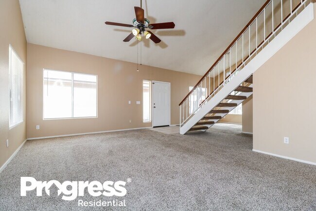 Foto del edificio - 822 E Manor Dr