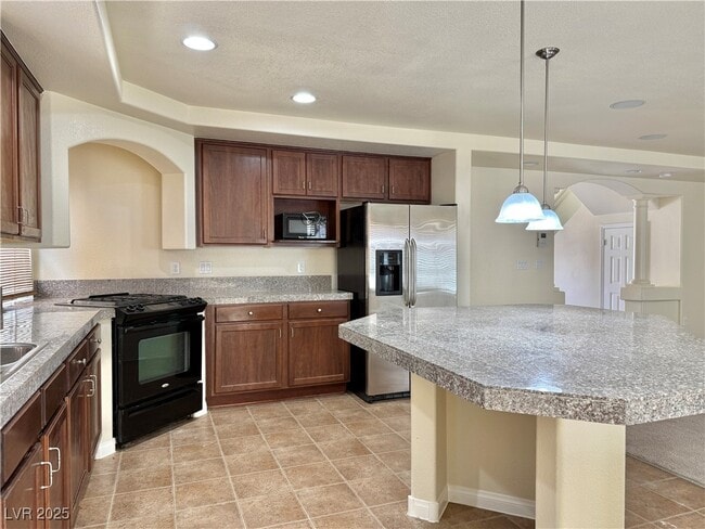 Building Photo - 6723 Flamenco Ct