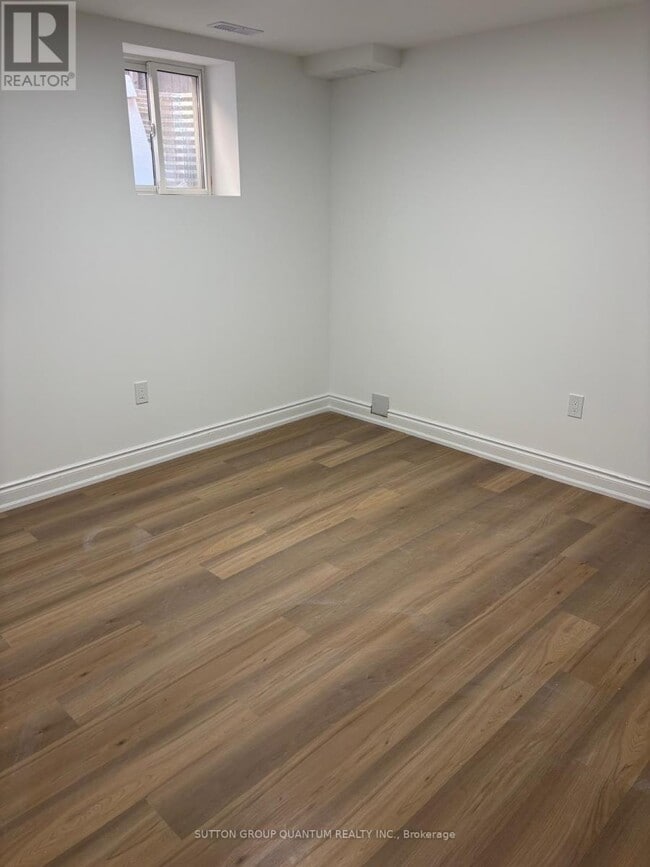 Building Photo - 25 Clearfield Dr