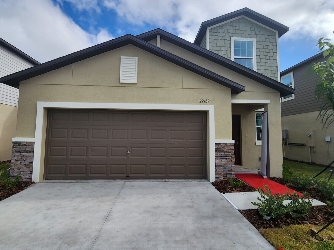 22189 Storybook Cabin Way, Land O' Lakes, FL 34637 House Rental in