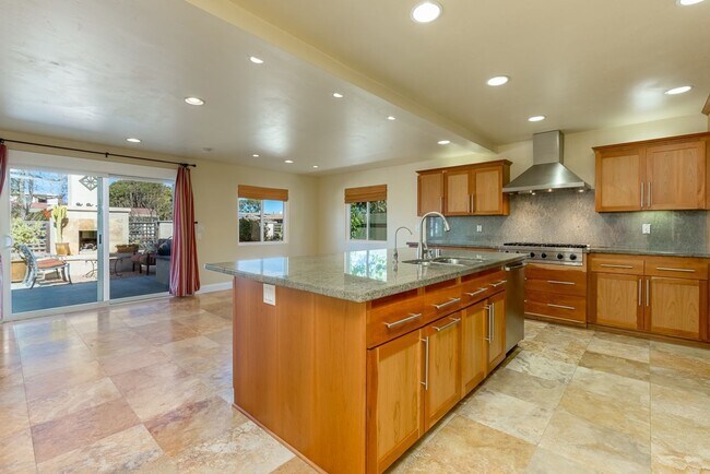 Foto del edificio - Upgraded 4 Bedroom, 2.5 Bath Single Family...