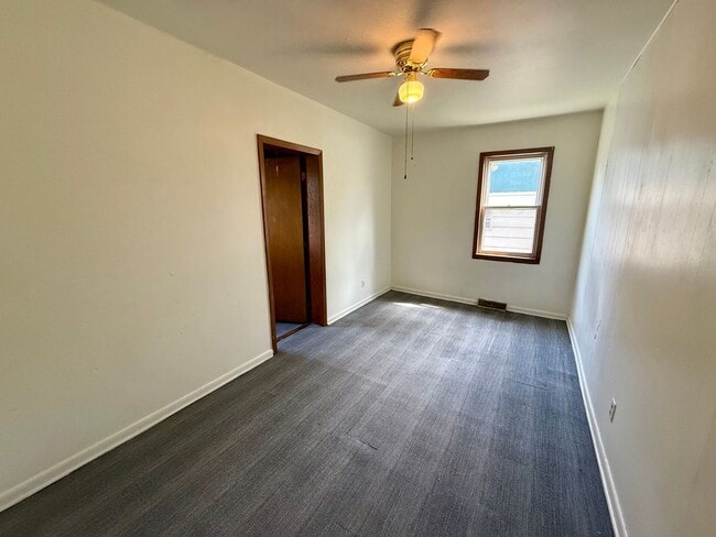 Building Photo - 3 Bed 1 Bath Single Family Home in Wausau