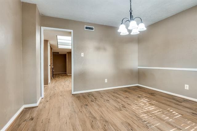 Building Photo - 801 Wood Glen