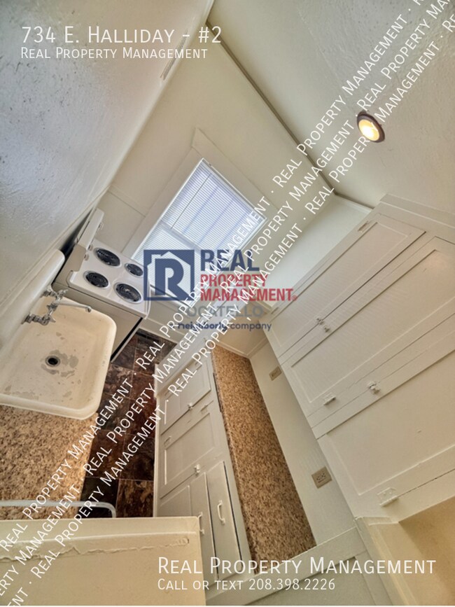 Foto del edificio - 734 E. Halliday-#2