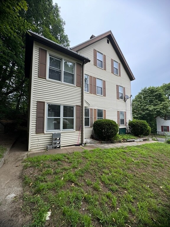 Primary Photo - 20 Temple St