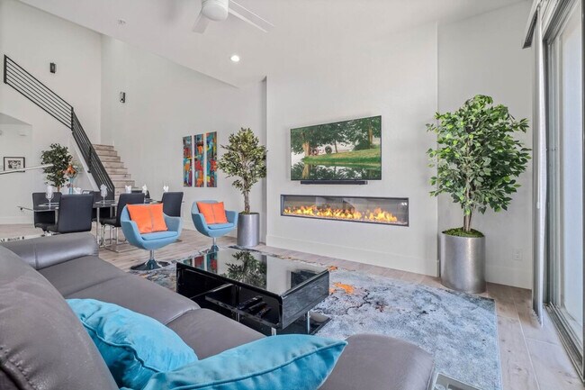 Building Photo - 19550 N Grayhawk Dr