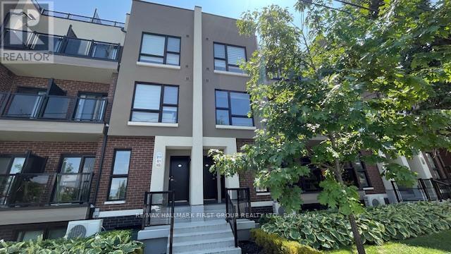Photo principale - 8835-8835 Sheppard Ave E