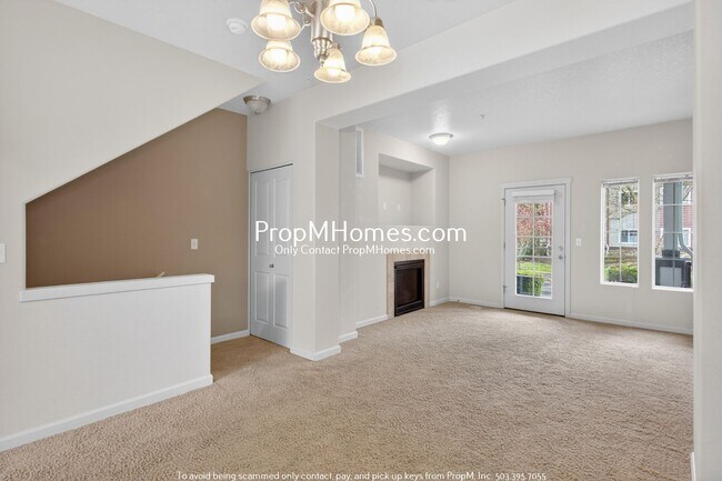 Foto del edificio - Cozy Two Bedroom Townhome in Amberglenn!