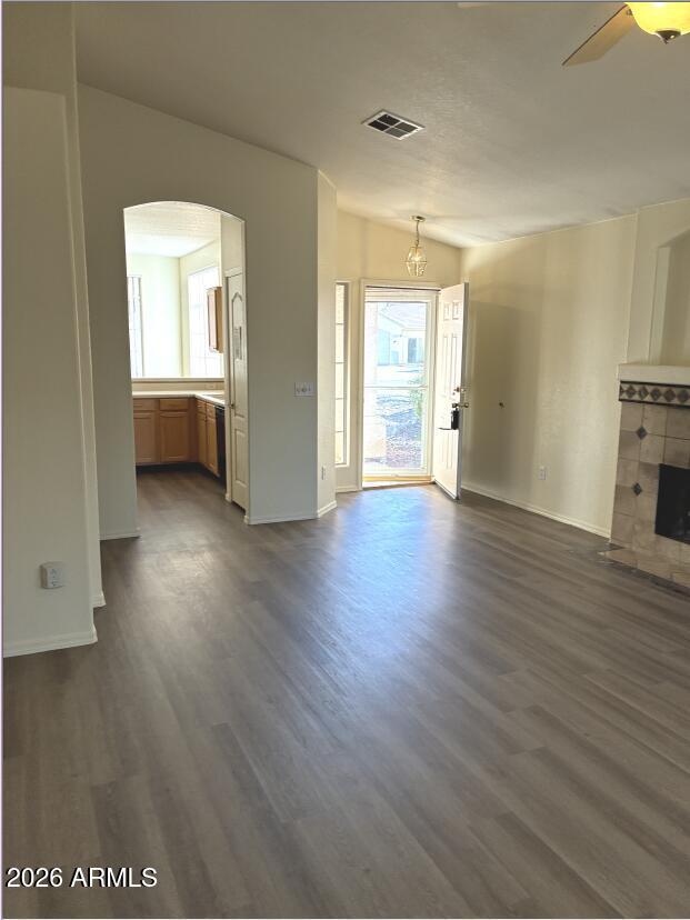 Building Photo - 5211 W Glenview Pl
