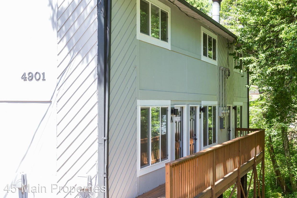 Foto principal - 4901 SW Beaverton Hillsdale Hwy