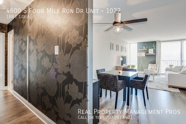 Building Photo - Luxurious 10th Floor Condo- Creekside Balc...