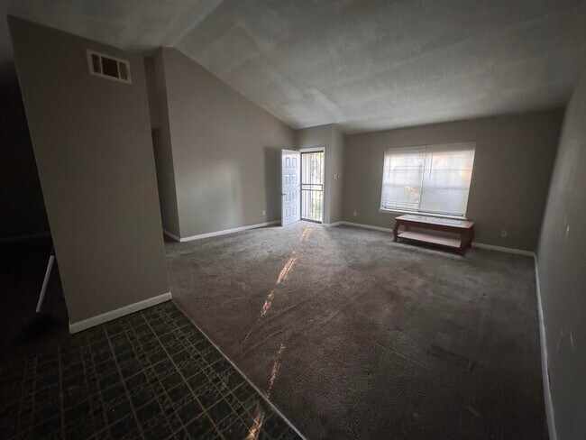 Building Photo - 4410 Sherrycrest Cove