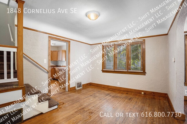 Building Photo - 1848 Cornelius Ave SE