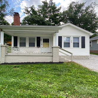 Primary Photo - 268 Spurgeon Ln