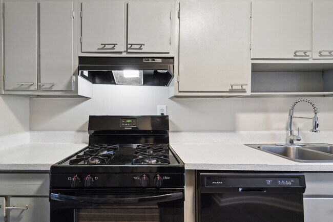 Foto del edificio - Adams House