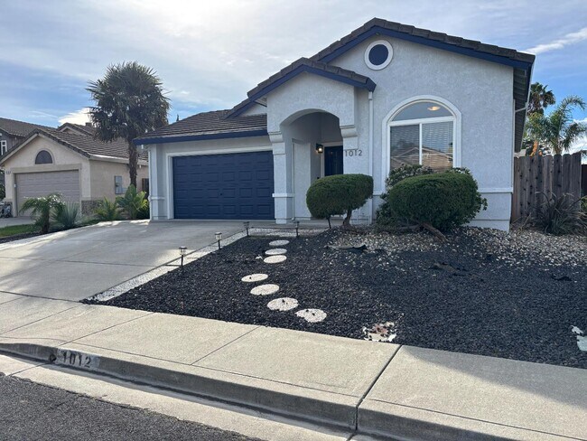 Building Photo - 1012 Freshwater Ct