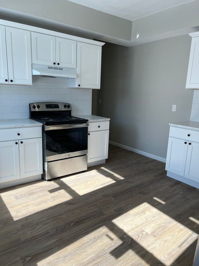 Building Photo - 1211/1213 College Ave.