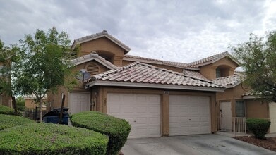 Building Photo - 8016 Cimarron Ridge Dr