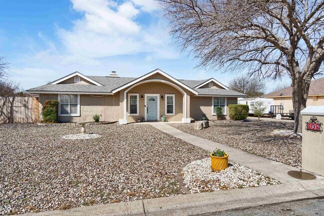 Foto del edificio - 308 Boulder Ridge Dr