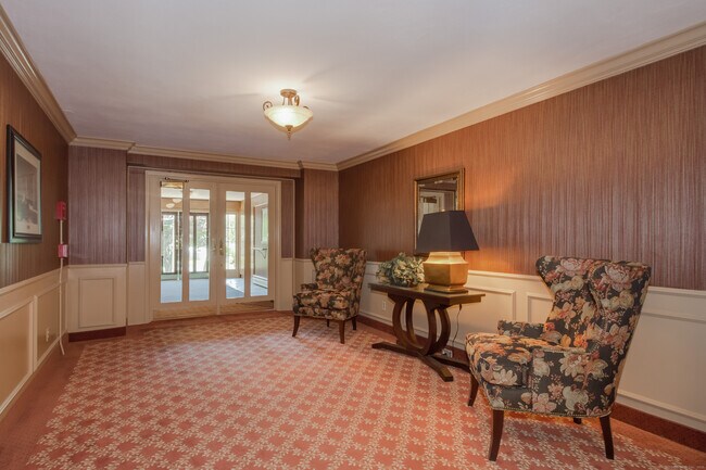 Foto del edificio - 30 Outlook Ave