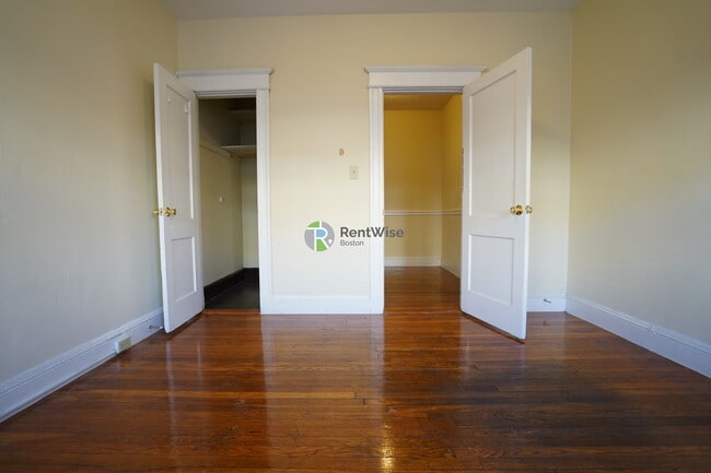 Foto del edificio - 221 Kelton St