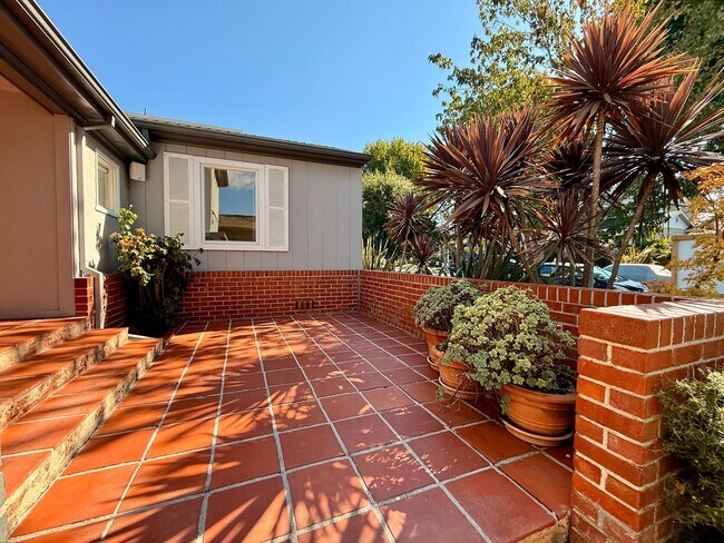 Foto del edificio - Beautifully Renovated Single-Family Home i...