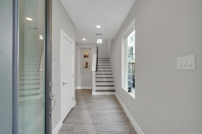 Photo - Stunning Like New Townhome Close to Med Ce...