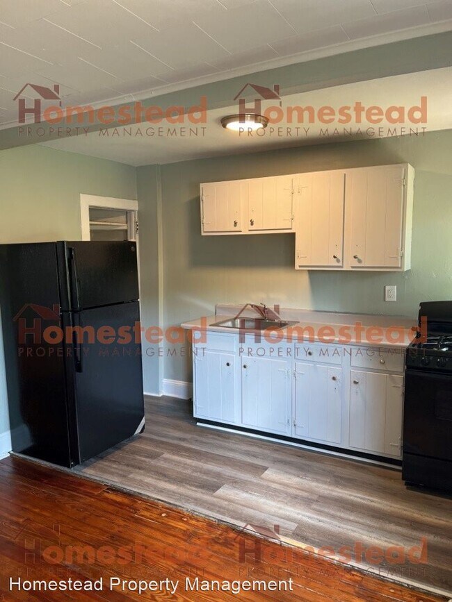 Foto del edificio - 3 br, 1 bath House - 437 Darby Ter