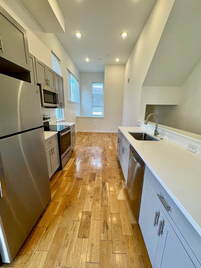 Photo - 2722 Master St Apartment