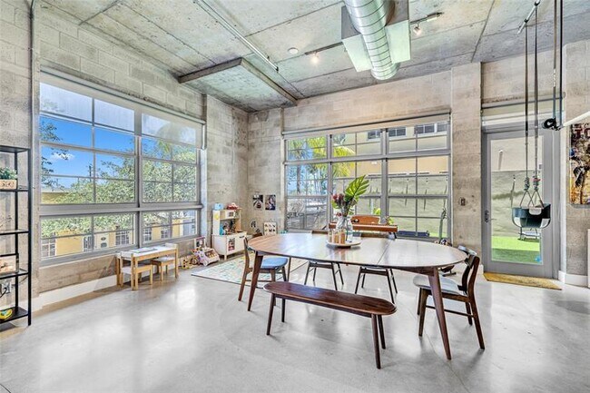 Foto del edificio - 434 NW 1st Ave