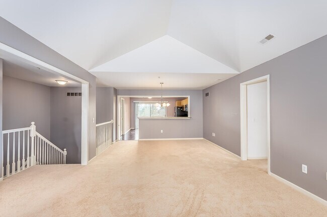 Building Photo - 28235 Carlton Way Dr