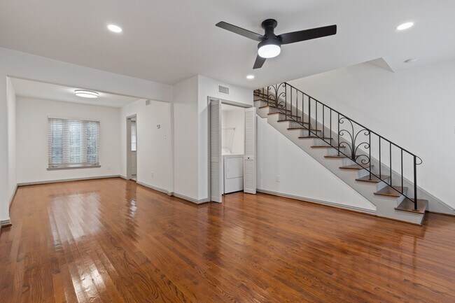 Building Photo - 4017 Prescott Ave