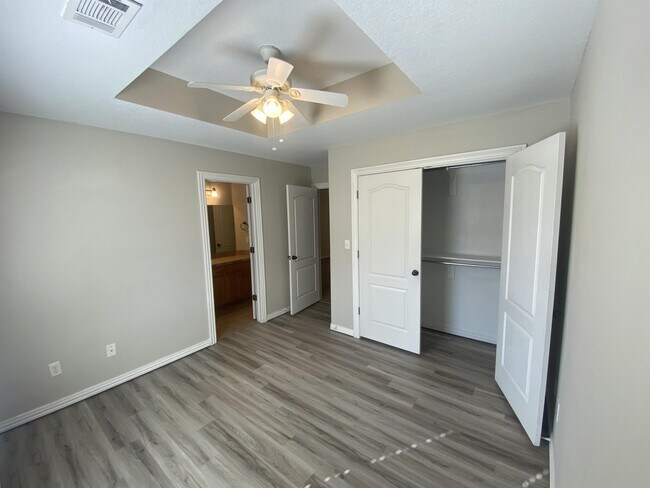 Building Photo - 2808 S O St