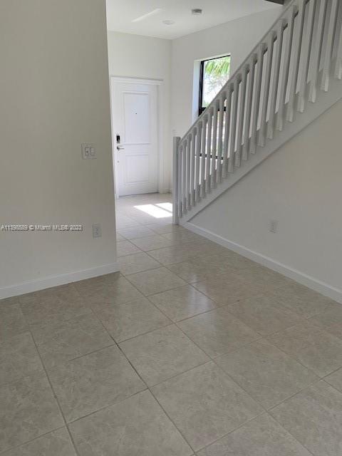 Foto del edificio - 612 NE 207th St