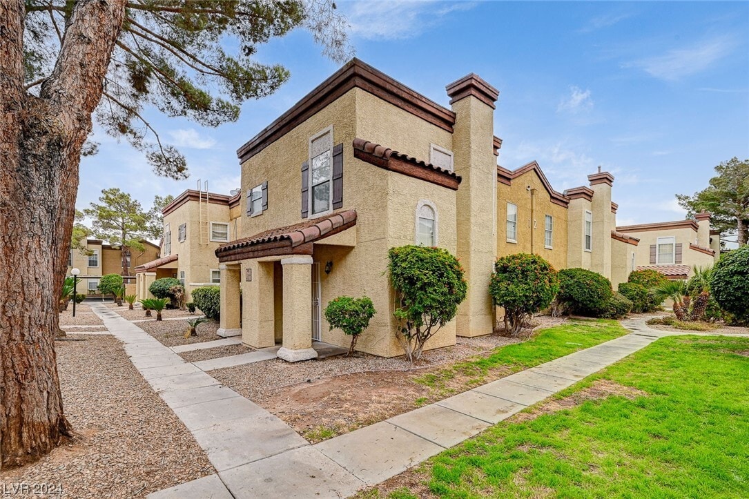 2801 N Rainbow Blvd Unit 242, Las Vegas, NV 89108 Condo for Rent in