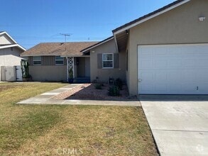 Building Photo - 6748 San Alto Way