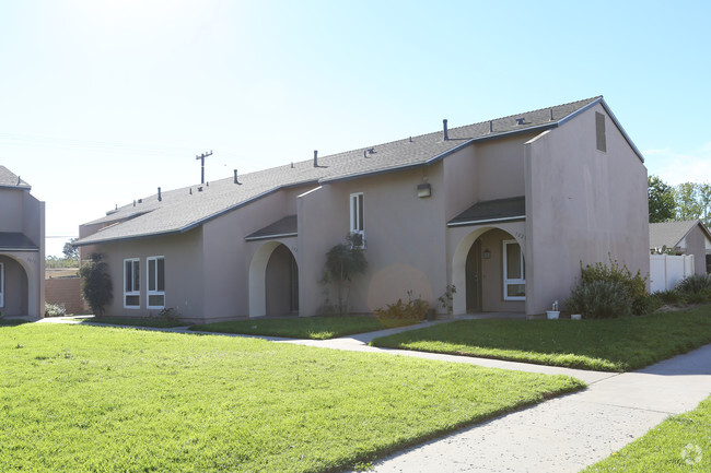 Building Photo - Concord Apartments