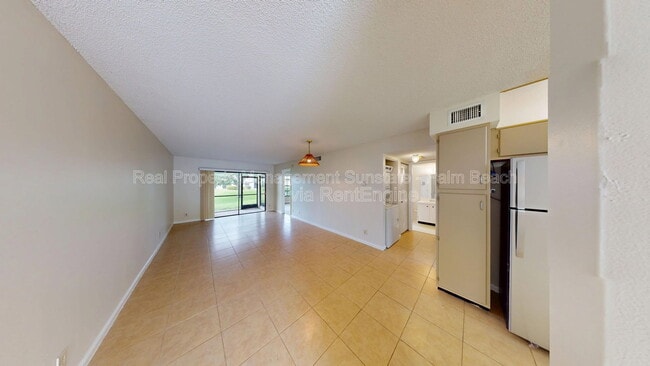 Foto del edificio - 321 Olivewood Pl
