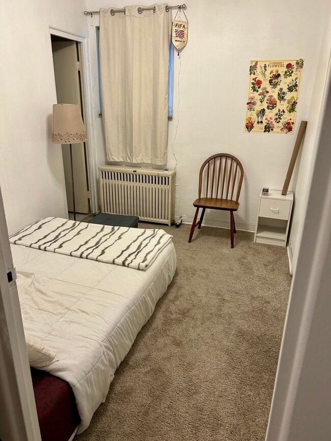 Building Photo - Lovely Large Studio/1 bedroom in Shadyside