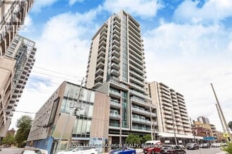 Building Photo - 1486-1486 Bathurst St