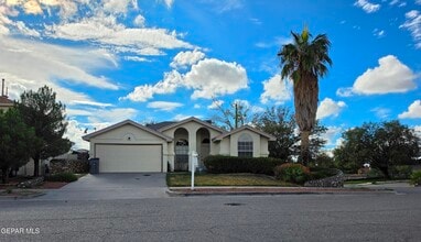 Building Photo - 1233 Desierto Seco Dr