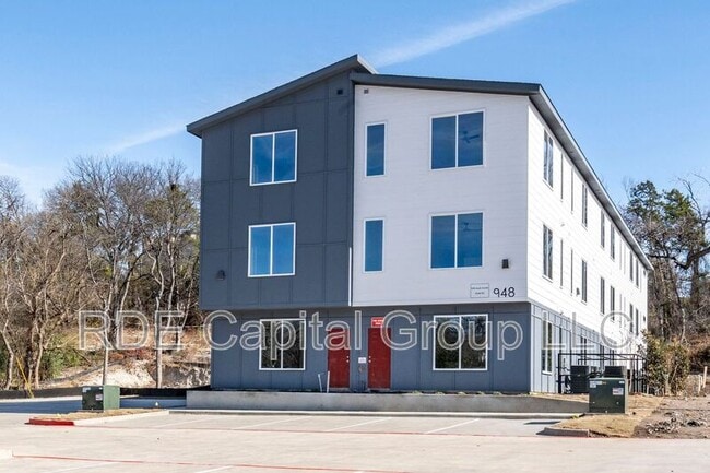 Foto del edificio - 948 S Corinth St Rd