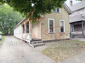 Building Photo - 3312 W 30th St