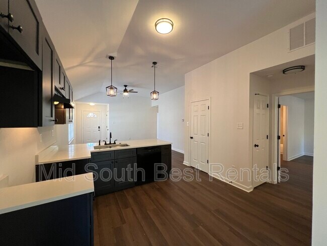 Foto del edificio - 3400 Jewell Rd