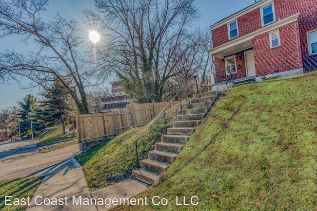 Building Photo - 3 br, 1.5 bath House - 3800 Greenspring Ave
