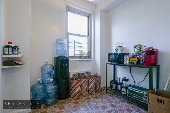 Foto del edificio - 455 Ocean Parkway