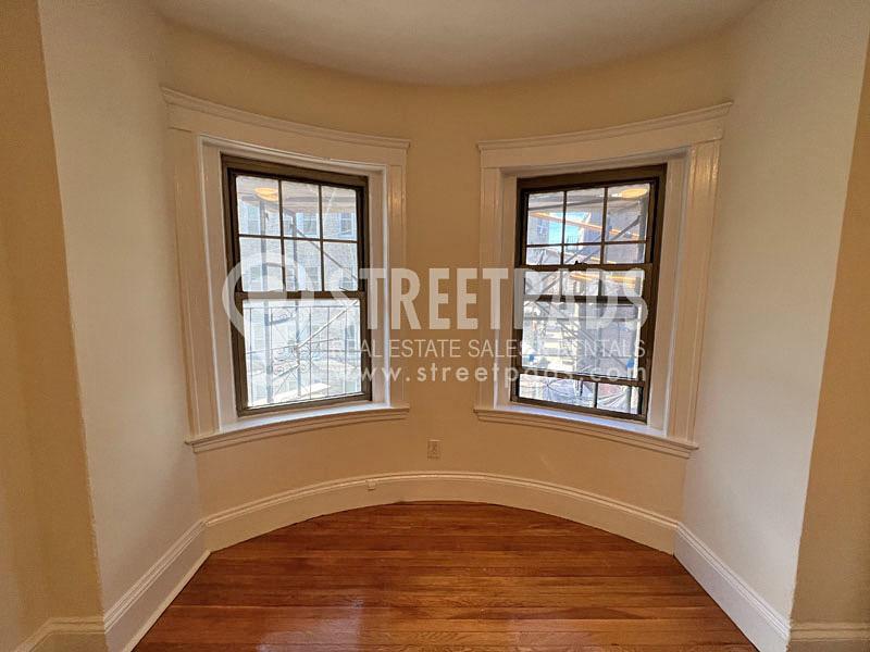 Foto principal - 1 bedroom in Boston MA 02134