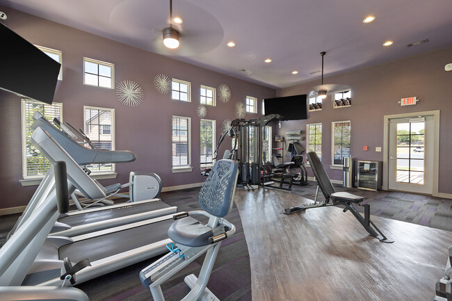 Gimnasio abierto las 24 horas - Portico at Friars Creek Apts