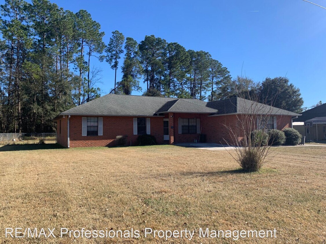 Primary Photo - 4 br, 2 bath House - 517 SW Quail Heights ...
